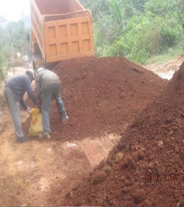 Travaux de terrassement et transport de matériaux